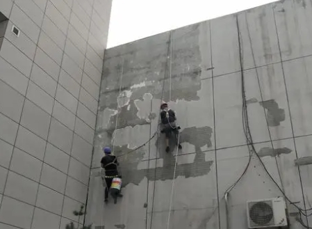 南昌市楼顶漏水维修公司分享下南昌市外墙防水的注意事项