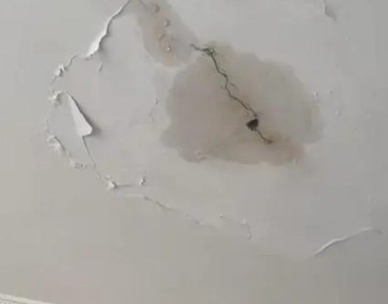 南昌市阳台漏水维修公司分享下屋面防水工程质量问题原因分析